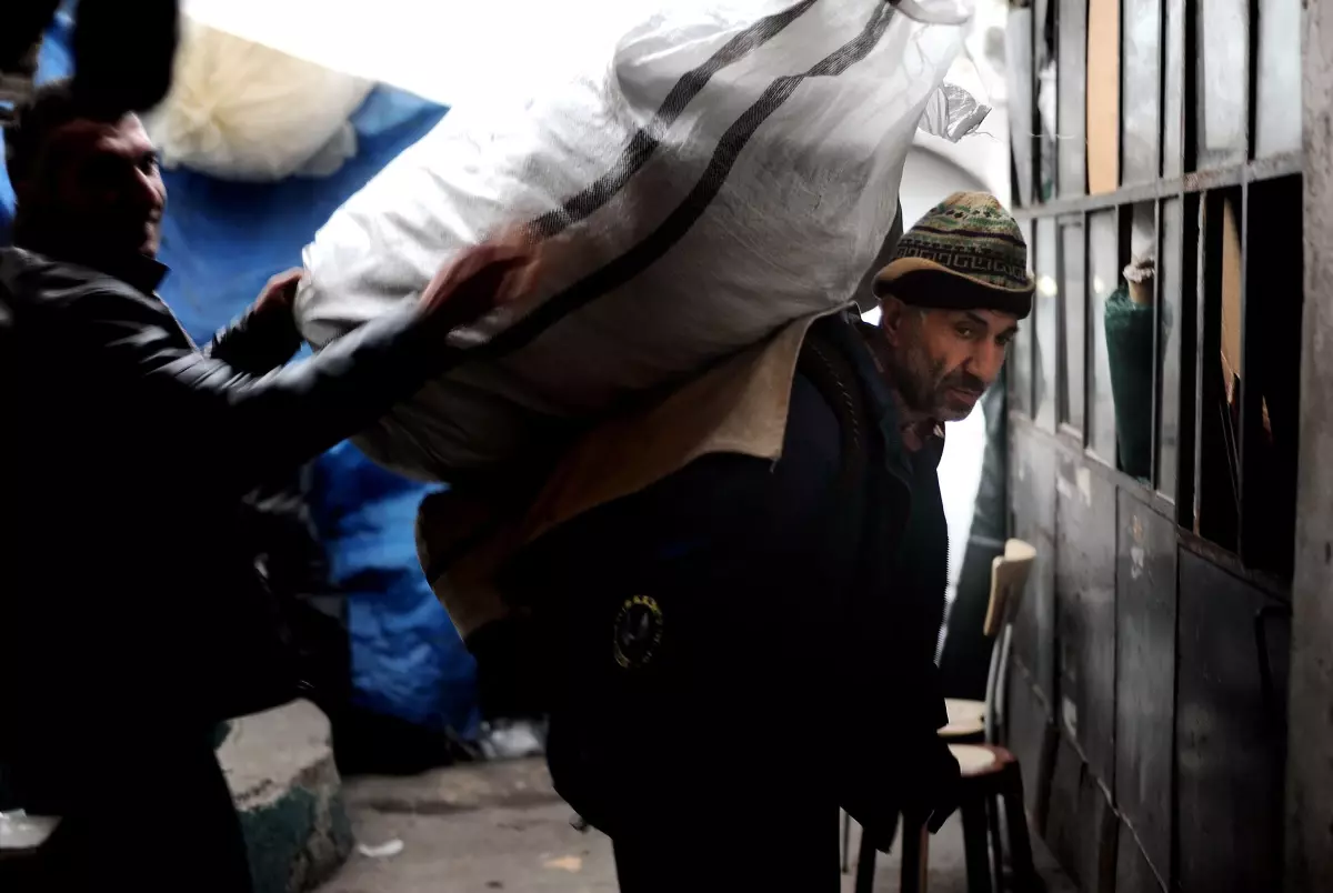 (Özel Haber) Tarihi Sırtlarında Taşıyorlar