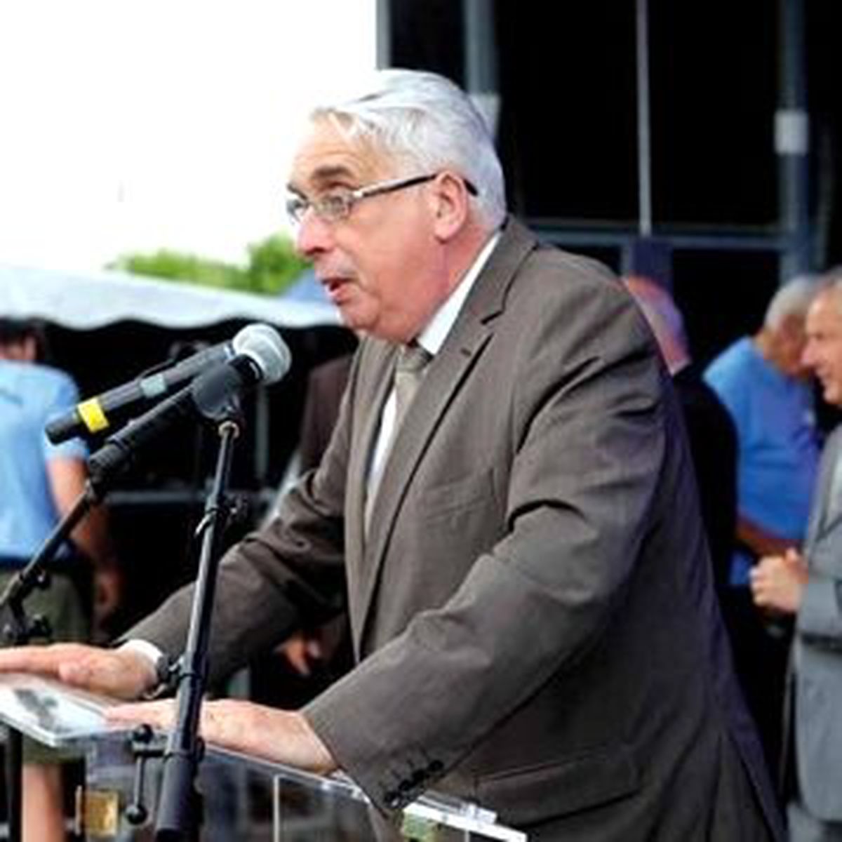 Raportör Sueur, Yasa Teklifinin Reddini İstedi