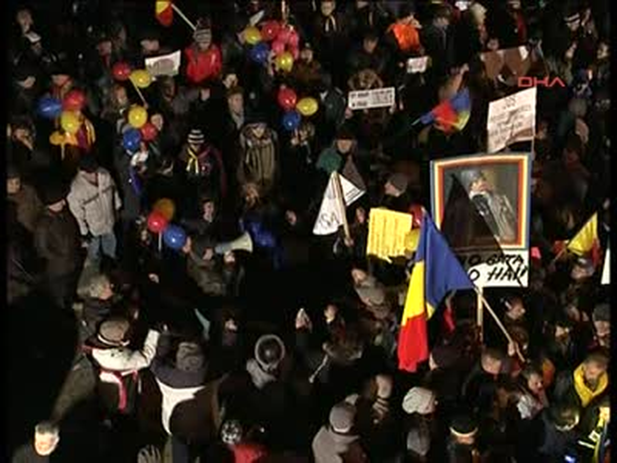 Romanya\'da Protestolar Sürüyor Ek