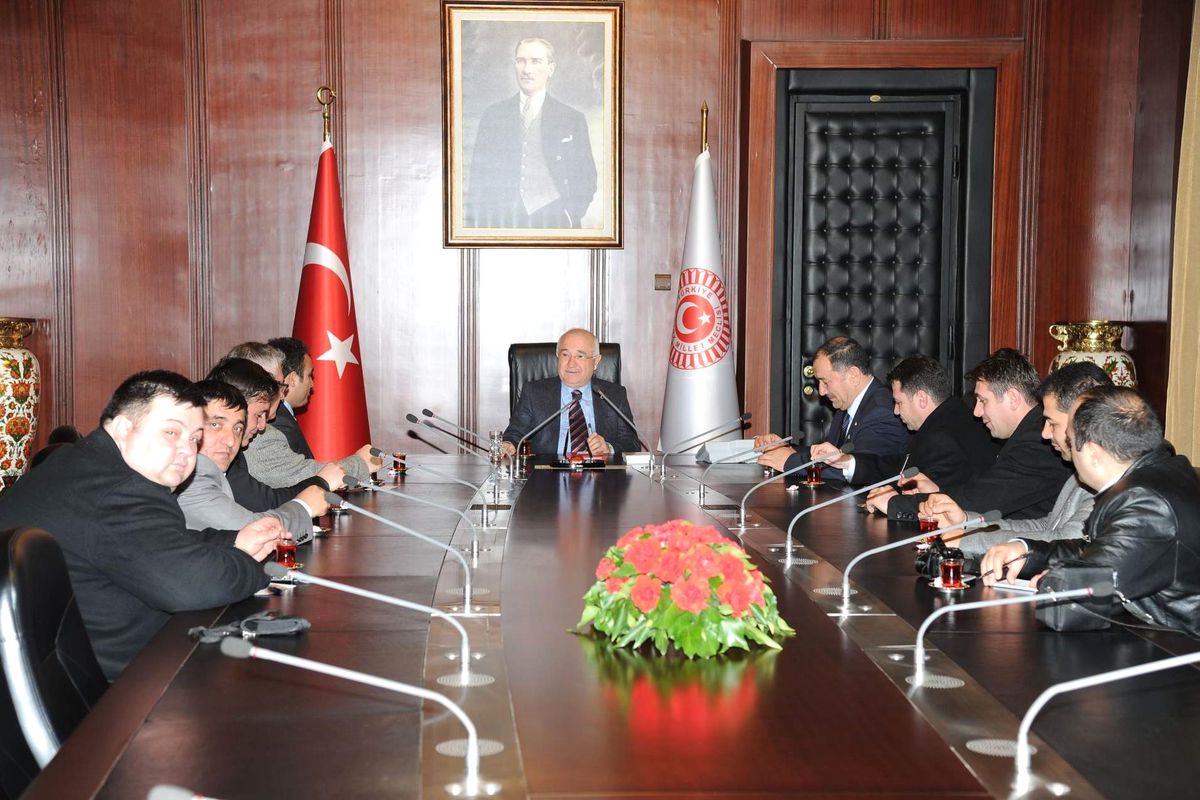 Sarıkaya İlçe Teşkilatından TBMM Başkanı Cemil Çiçek'e Ziyaret