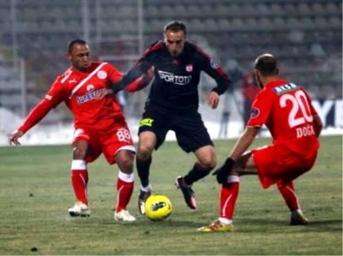 Sivasspor-Medical Park Antalyaspor: 2-1