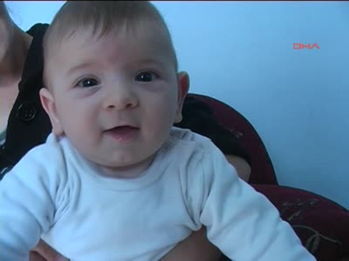 Sobadan Zehirlenen 6 Kişilik Aileyi, 5 Aylık Berkcan\'ın Ağlaması Kurtardı
