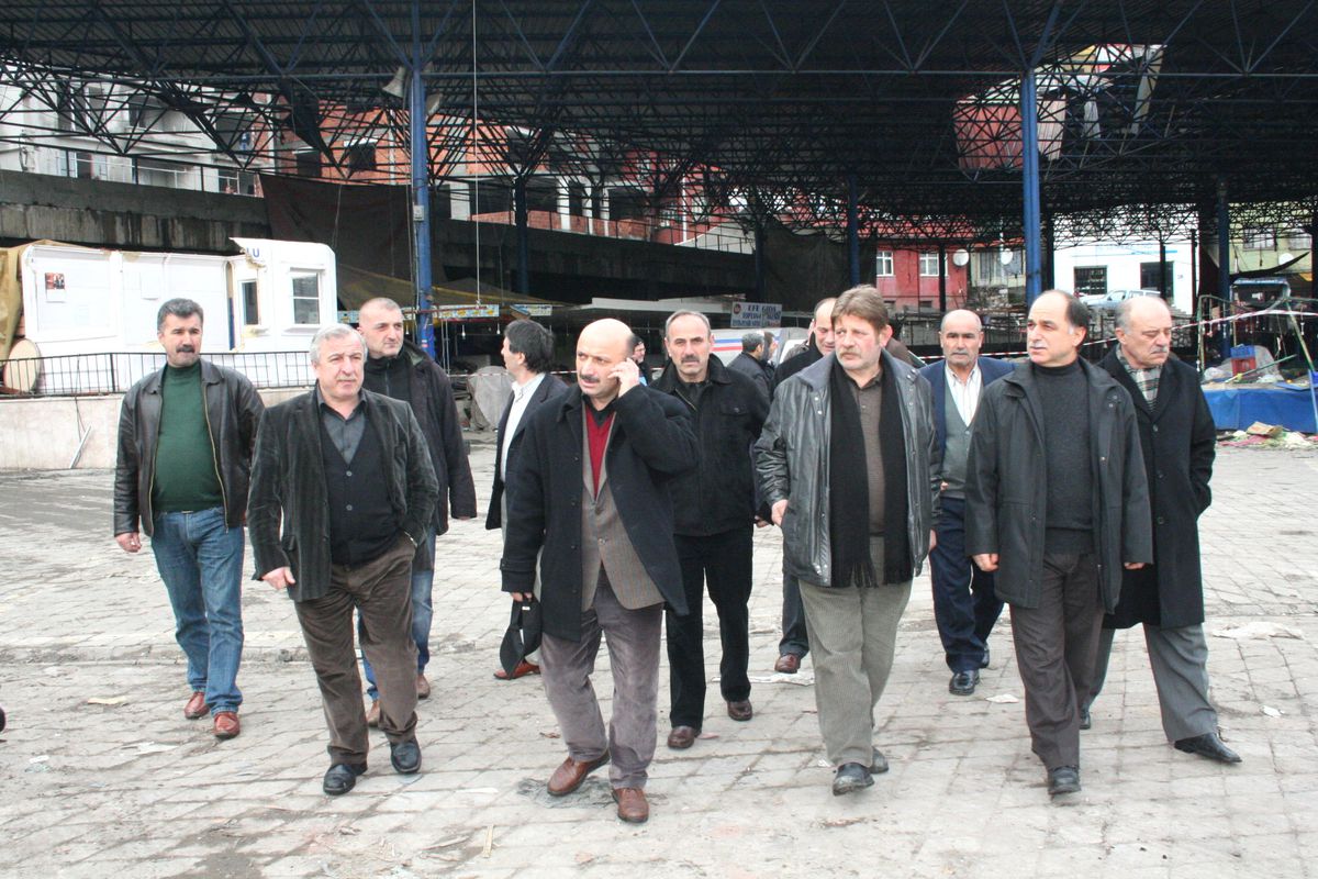 Trabzon İli Kültür ve Yardımlaşma Derneği Başkanı Bayram'dan, Soğuksu Pazaryeri Esnafına Ziyaret