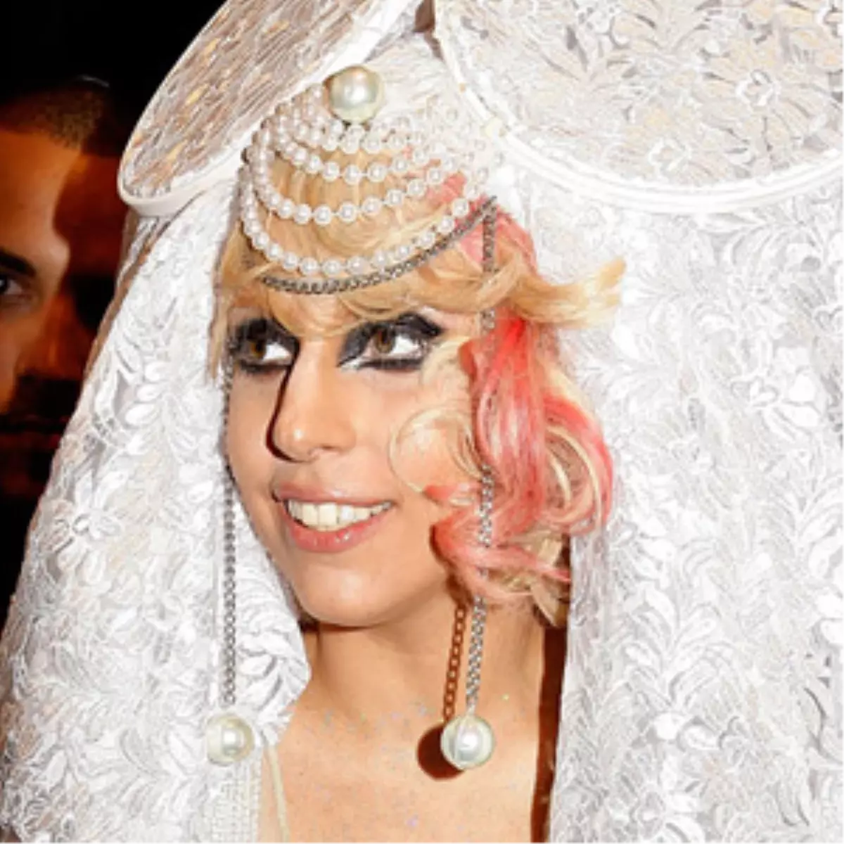 Uçarken Bile İddialı