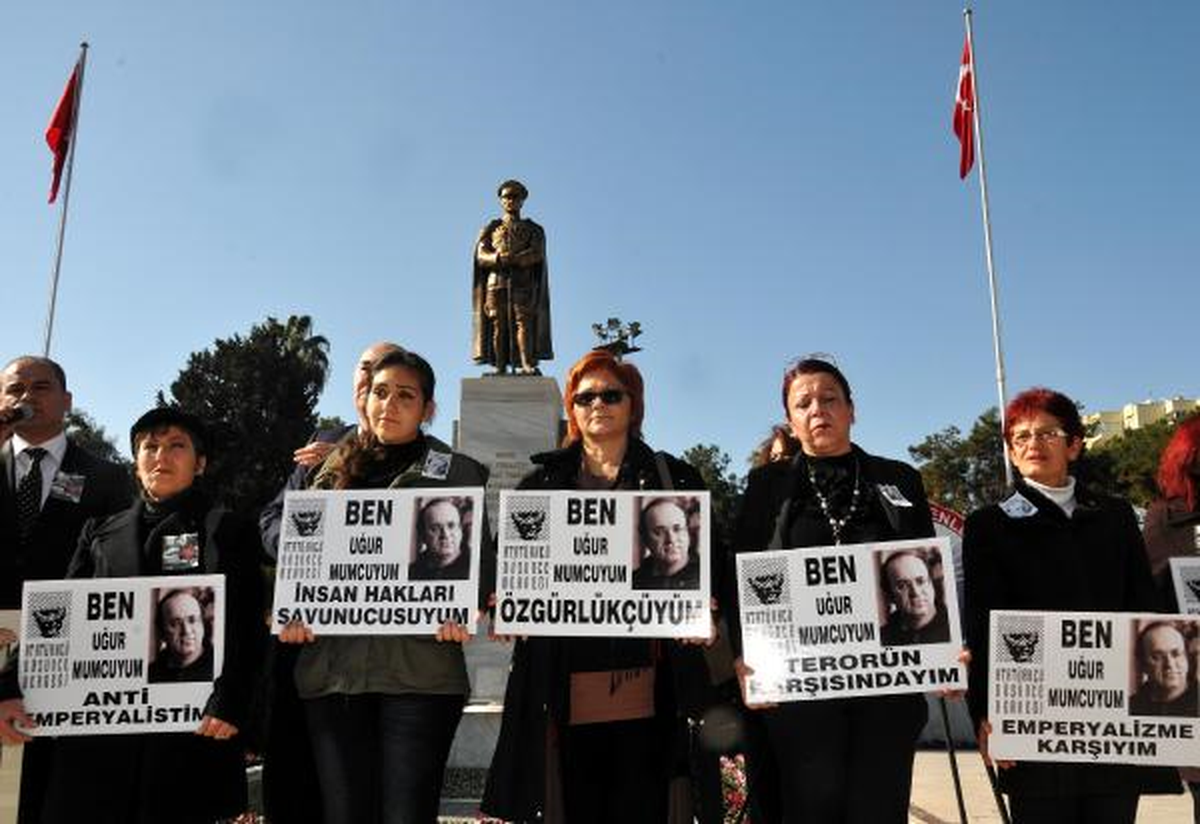 Uğur Mumcu Adana'da Anıldı