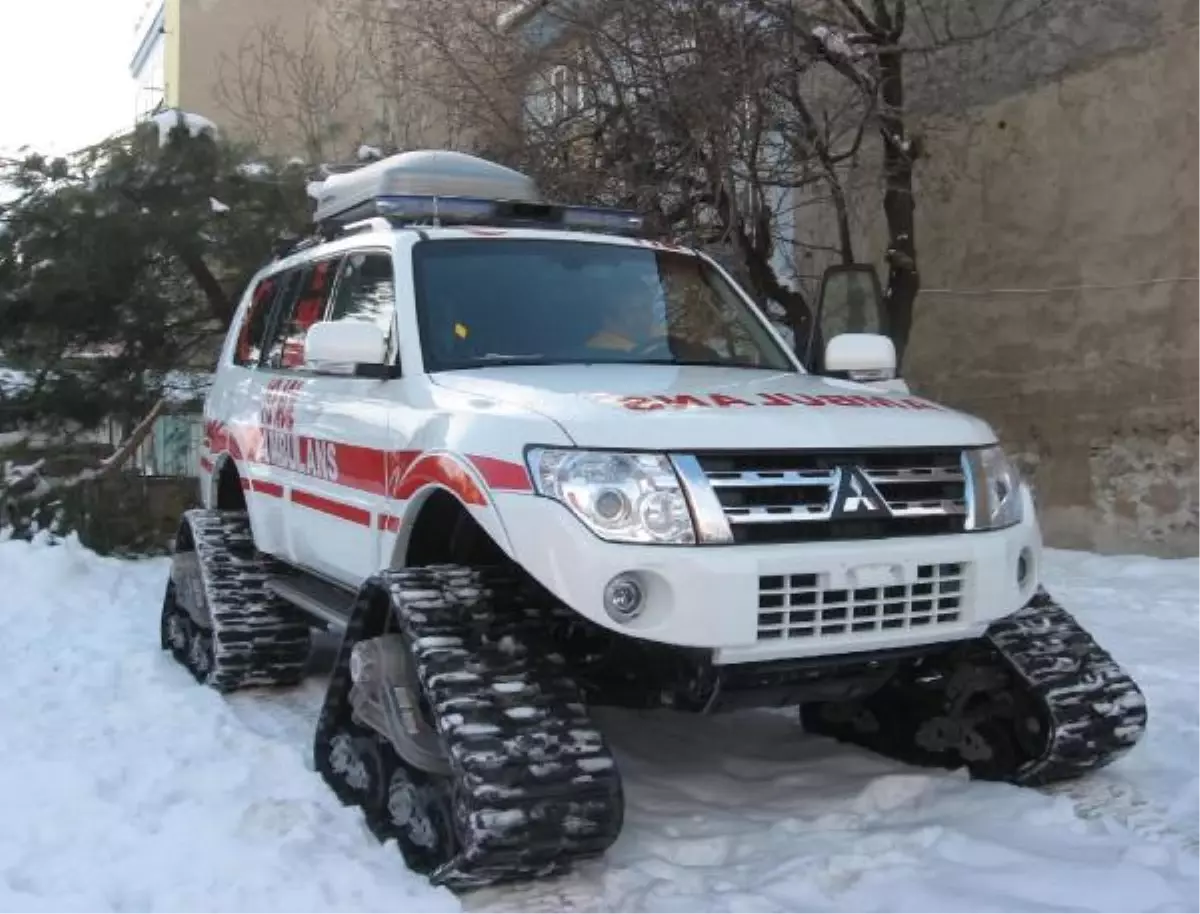 Uşak'a Kar Paletli İkinci Ambulans