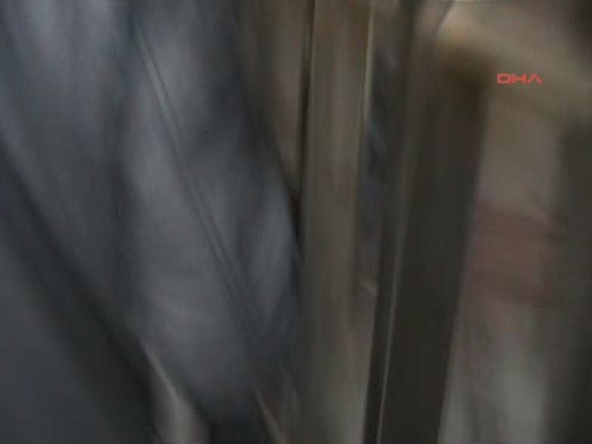 Webcam Aracılığıyla Fuhuş Yaptıran Şebeke Polis Baskını