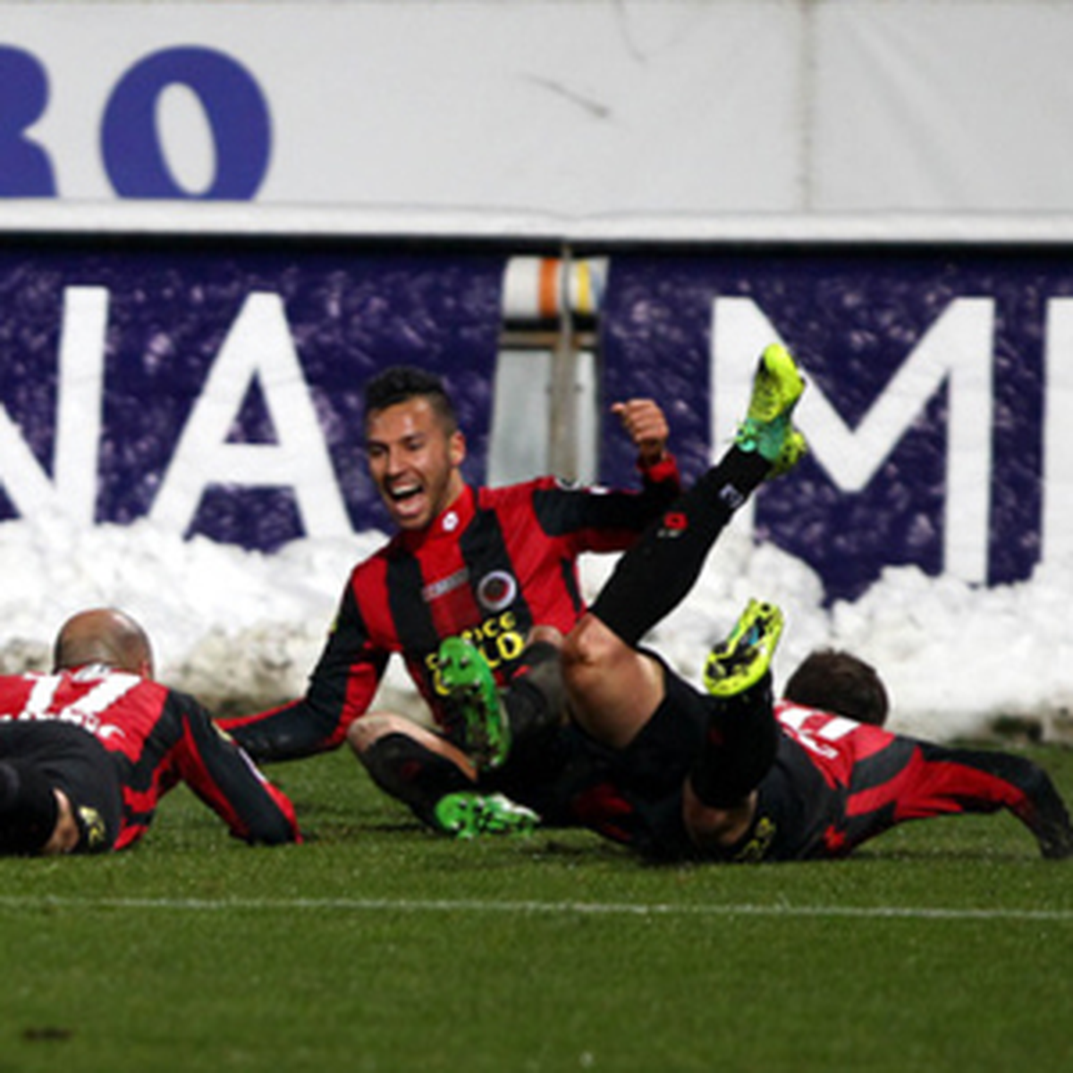 4 Gol Var Kazanan Yok