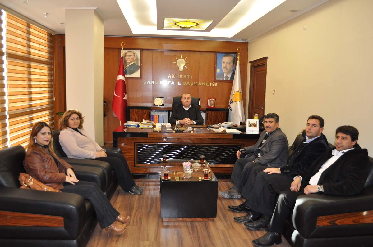 AK Parti Adana Kadın Kolları\'ndan İl Başkanı Eğilmez\'e Ziyaret