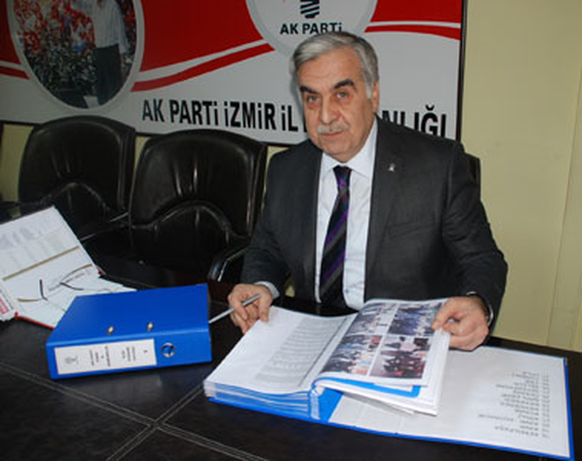 AK Parti İzmir Teşkilatına Takdir
