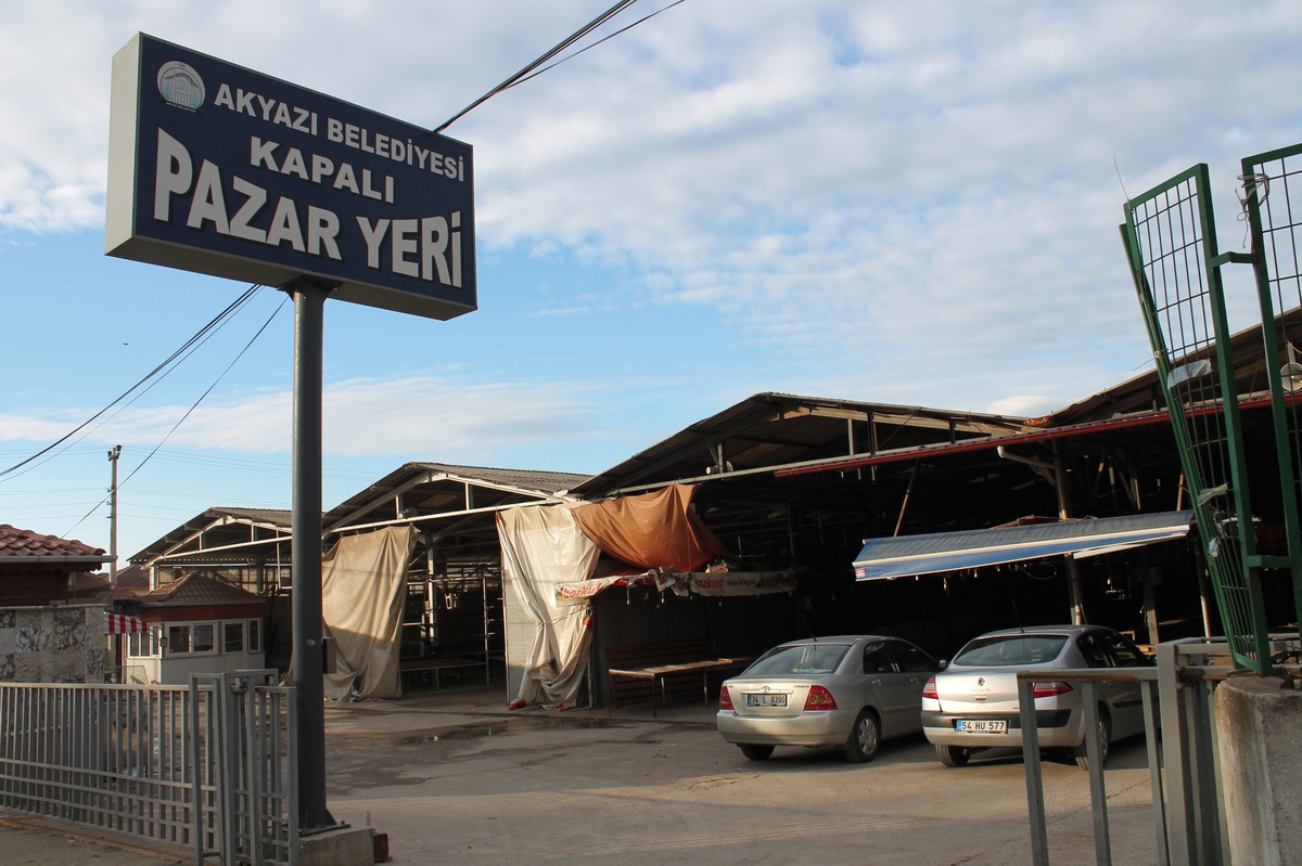 Akyazı Kapalı Pazar Yeri Artık Daha Güvenli