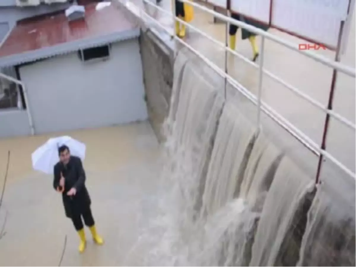 Alanya'da Yağmur, Toprak Kaymasına Neden Olduek