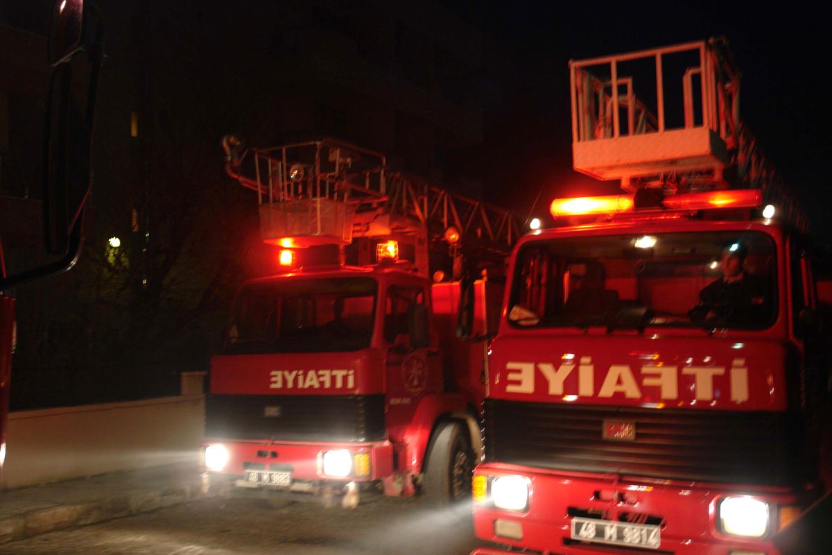 Alev Savaşçıları 18 Kişiyi Hayata Bağladı