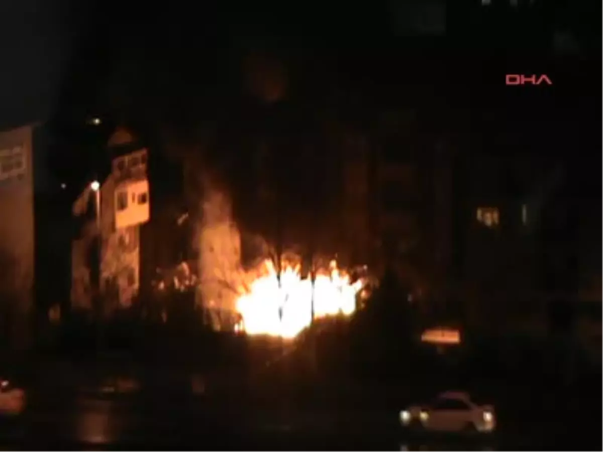 Alevler Metrelerce Yükseldi, Patlamalar Korkuttu.