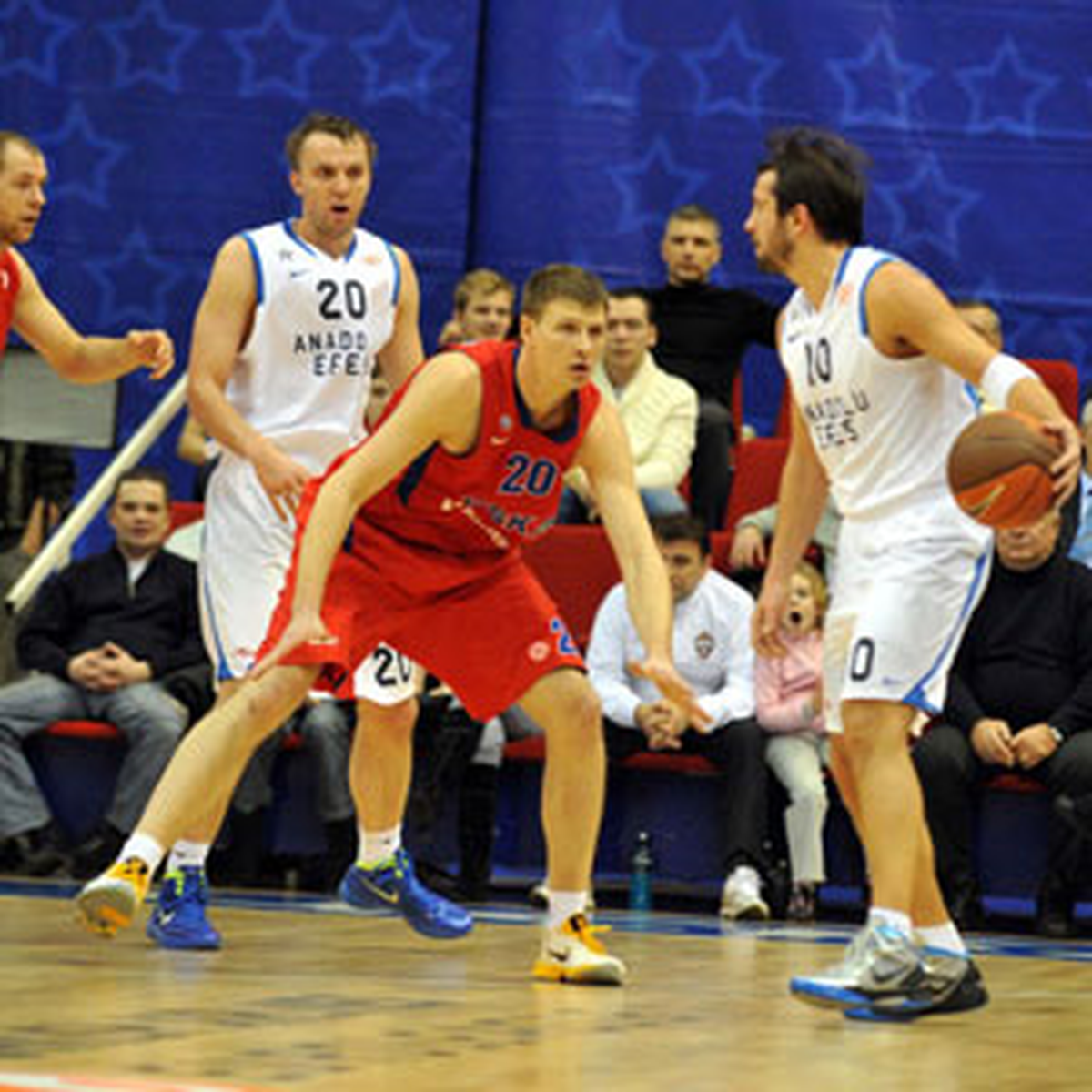 Anadolu Efes Deplasmanda Kaybetti