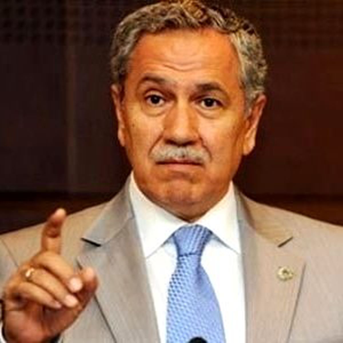 Arınç: 'Kanun Kabul Edilemez'