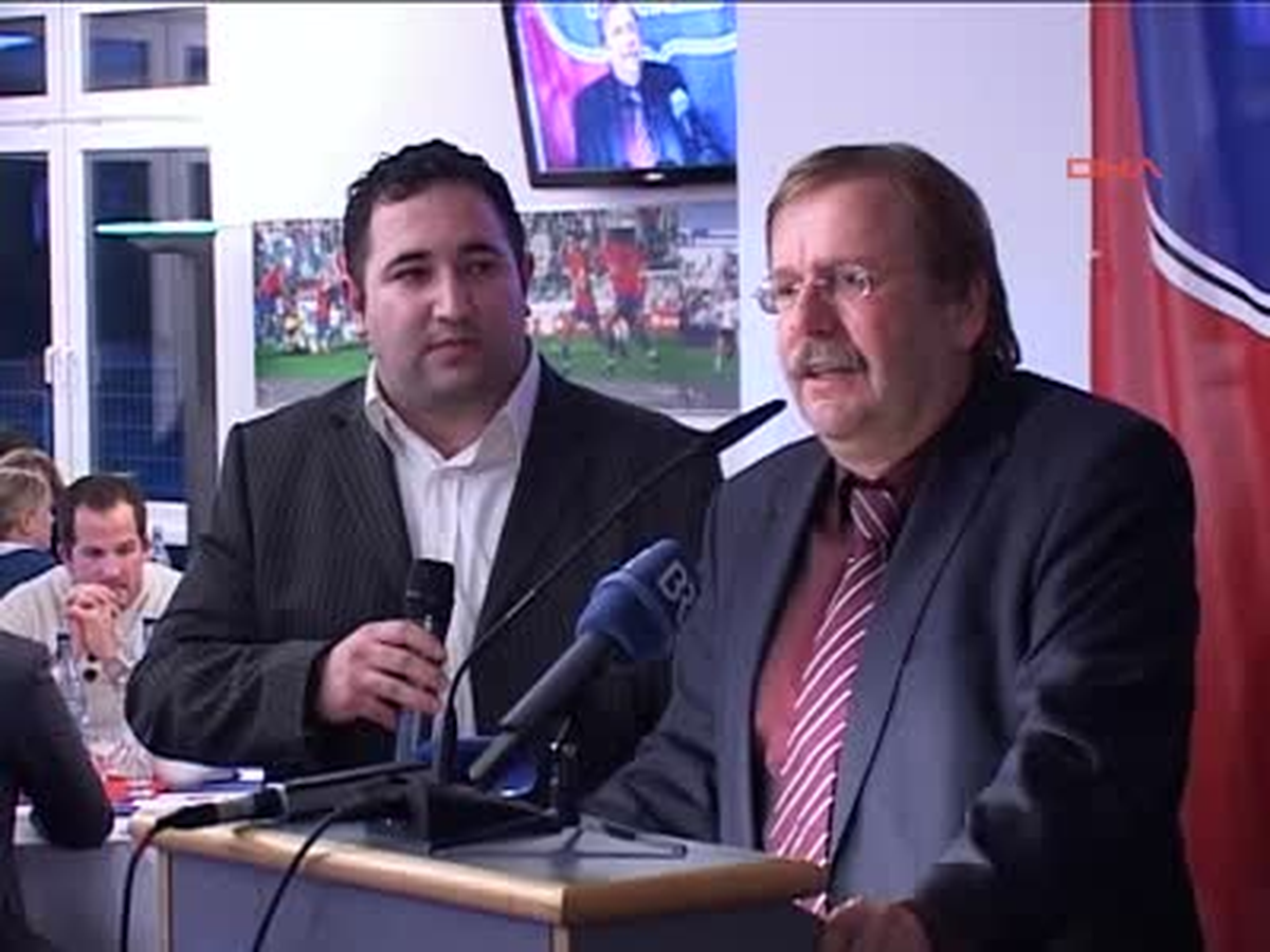 Avrupa Birliği Bakanı ve Başmüzakereci Bağış, Unterhaching Kulübü'nü Ziyaret Etti