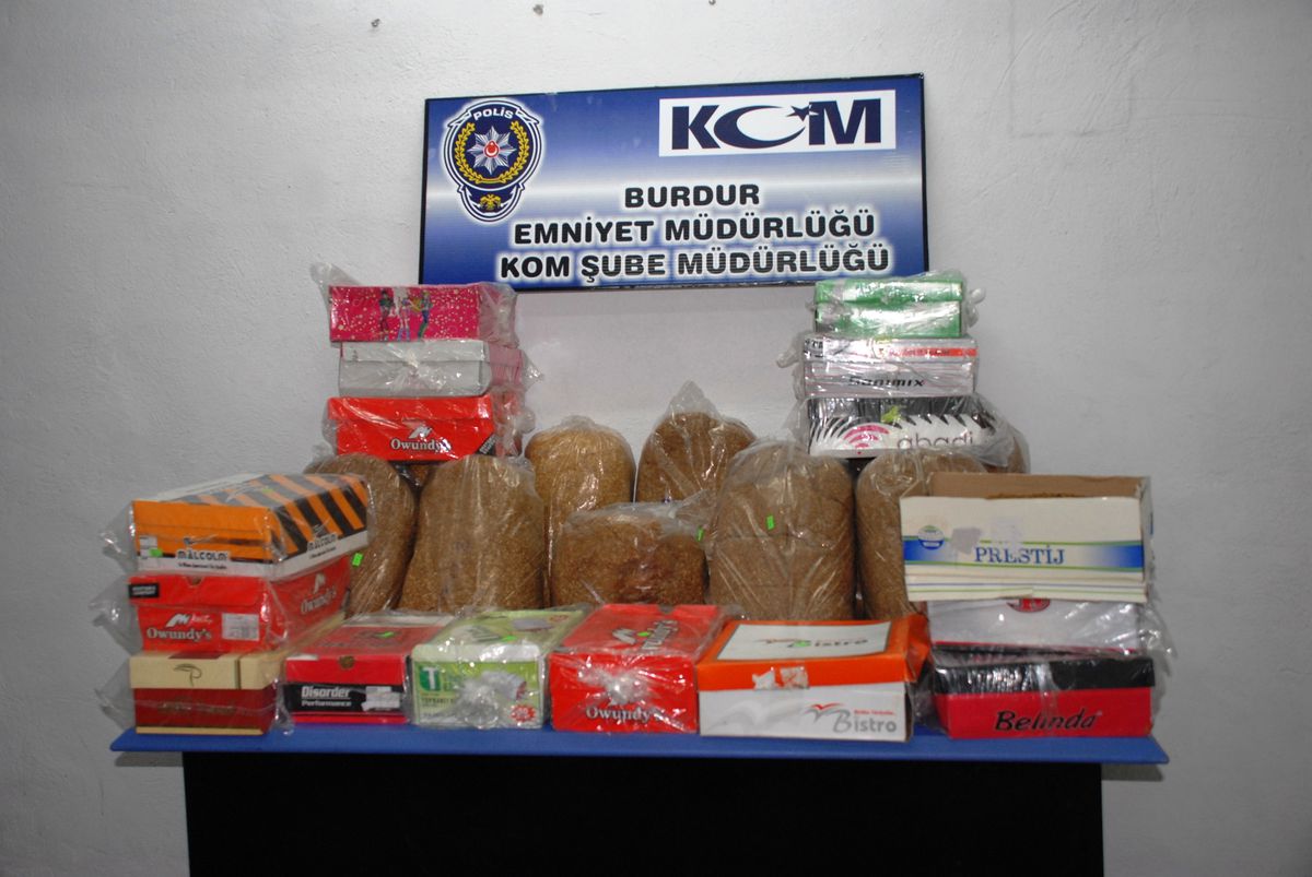 Burdur\'da Kaçak Sigara Operasyonu