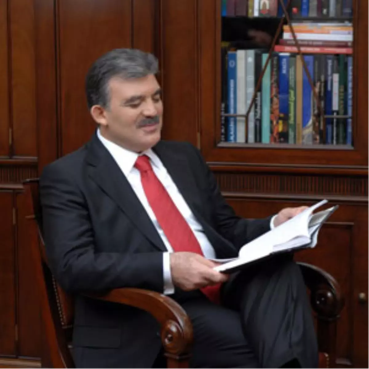 Gül, Cumhurbaşkanı Seçim Kanunu\'nu Onayladı