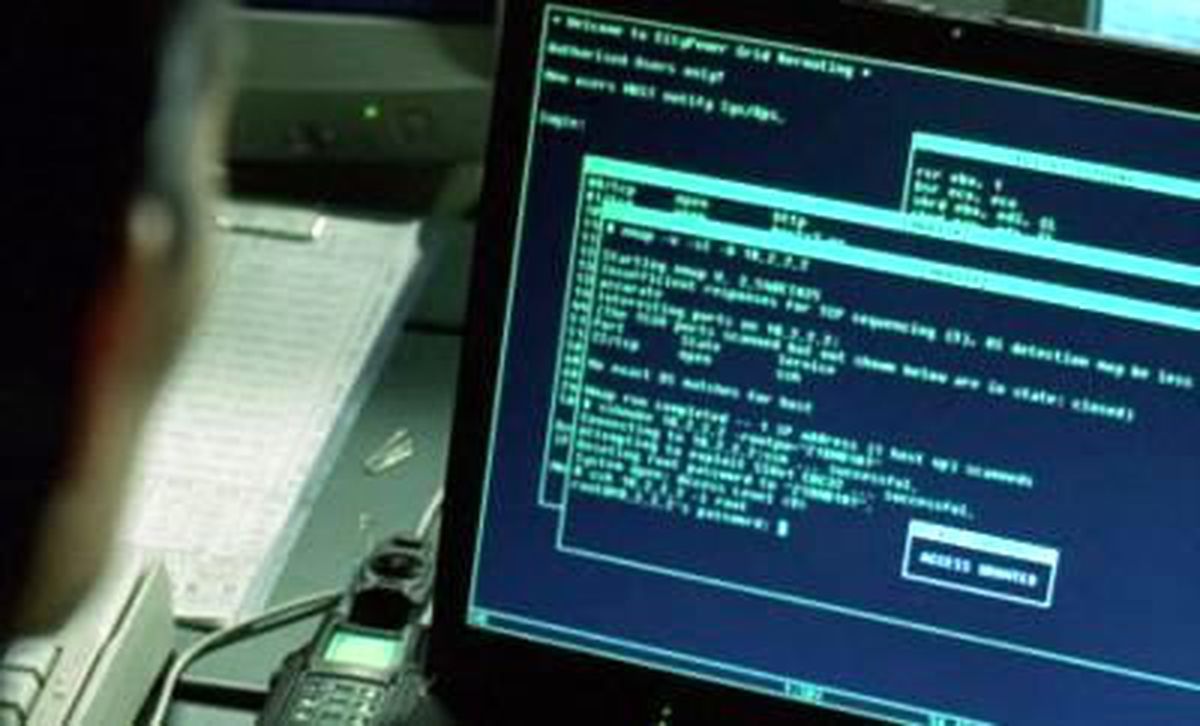Hacker 100.000 Facebook Hesabını Sızdırdı!