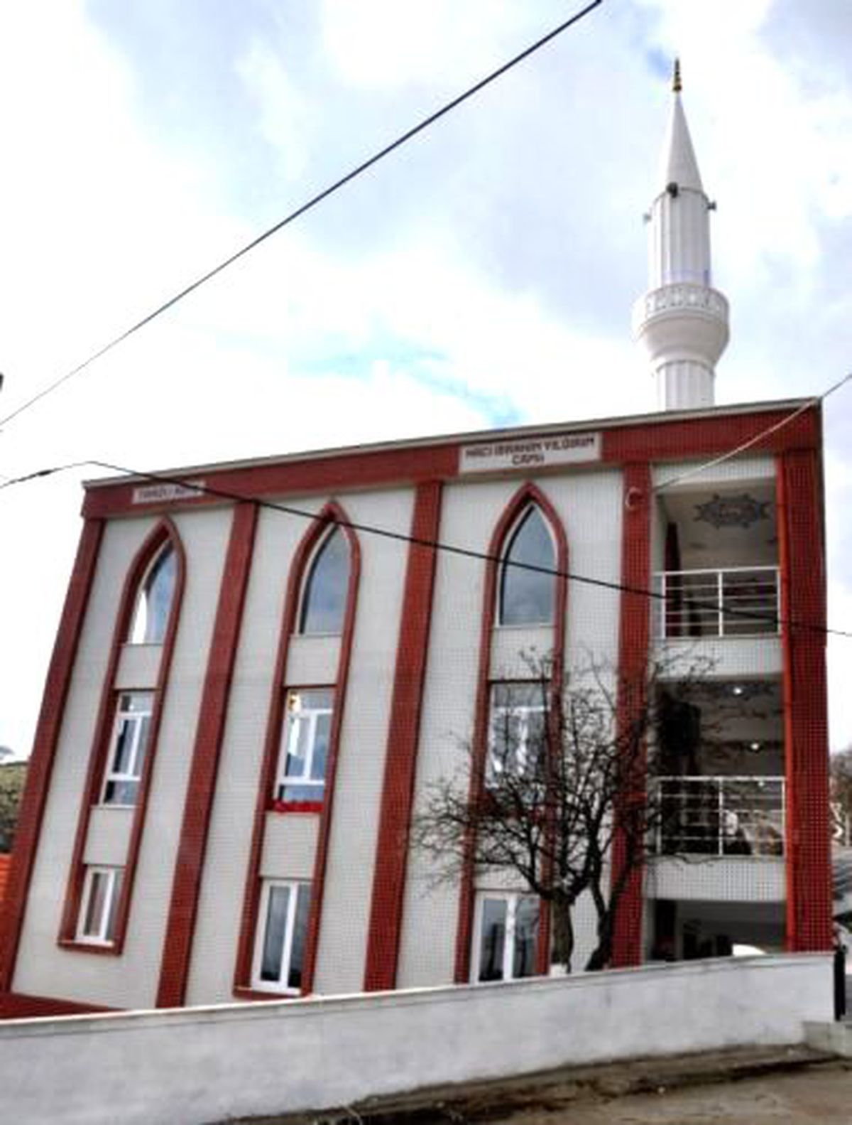 Hayırsever Vatandaşların Desteği ile 80 Hanelik Köye Camii İnşa Ediliyor