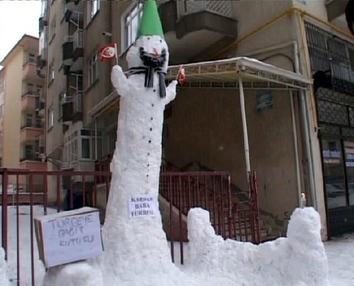 "Kardan Baba Türbesi"