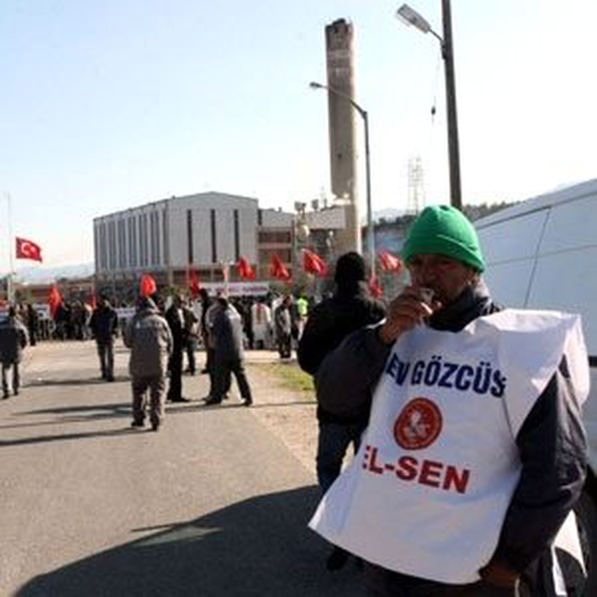 KKTC\'de Elektrik Eyleminde Uzlaşma Sağlandı