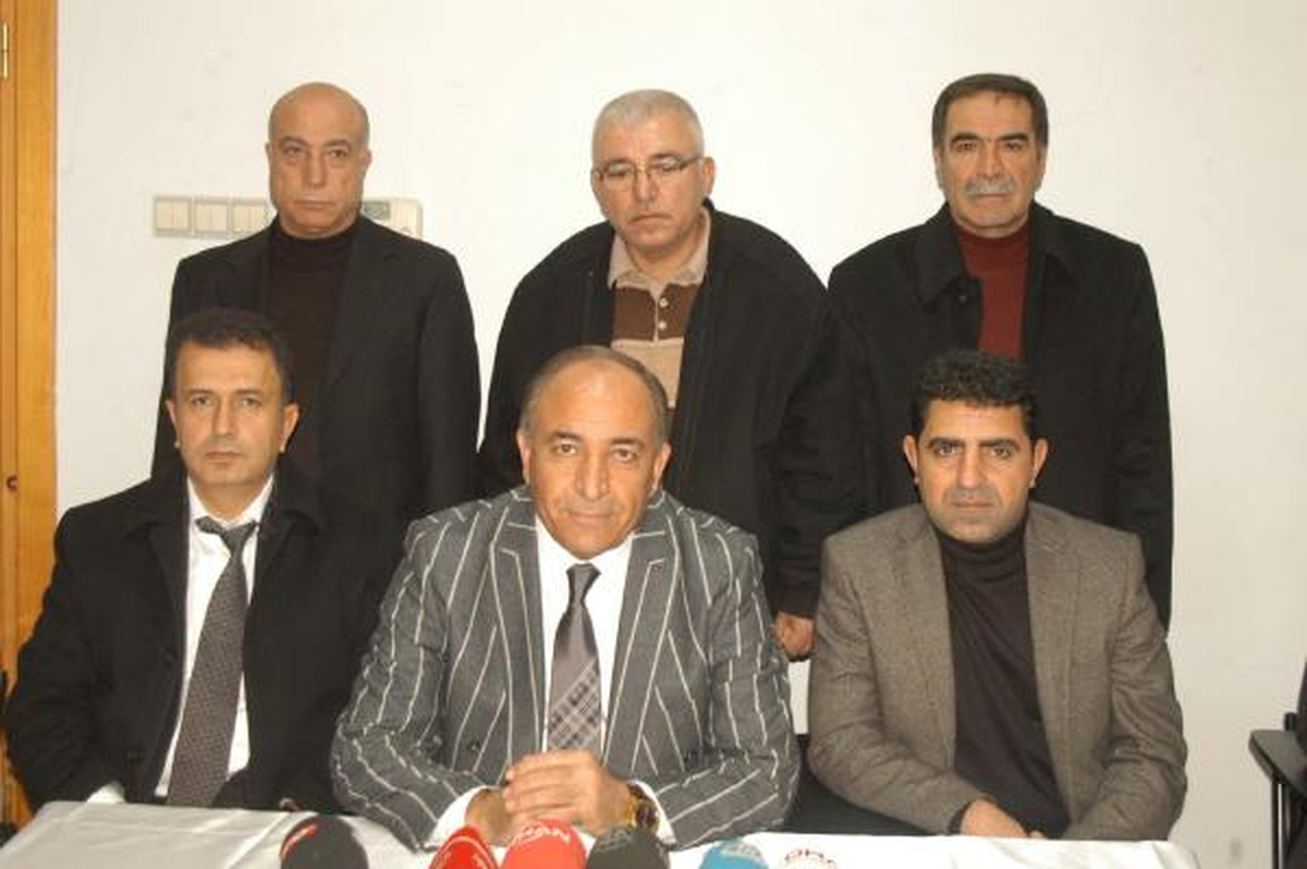 Mersin İdmanyurdu Teknik Dirnektörü Sağlam'ın İstifası Yönetimden Döndü
