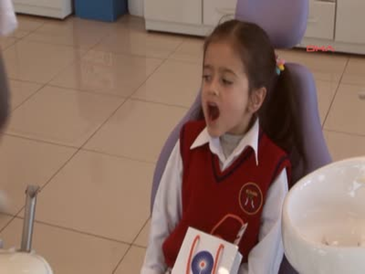 Miniklere Diş Bakımı Anlatıldı