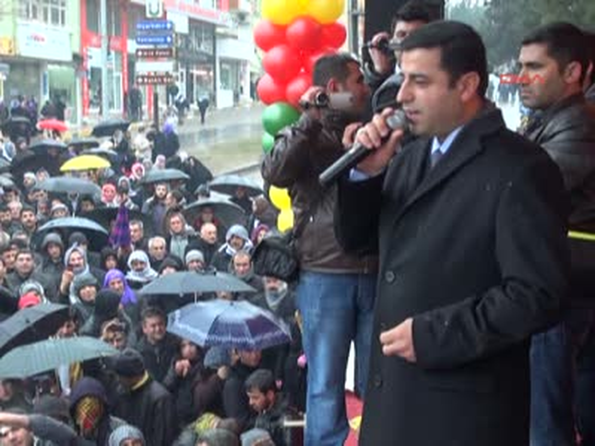 Şanlıurfaek1 Demirtaş Kürdistan Gerçeğini Değiştiremezsiniz