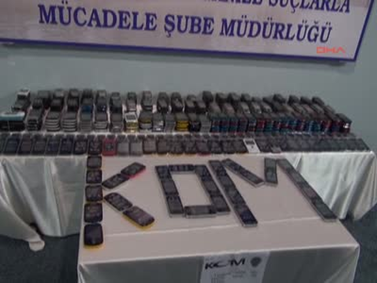 Uludere\'de Yakınlarını Kaybedenler Yine Kaçak Sigarayla Yakalandı