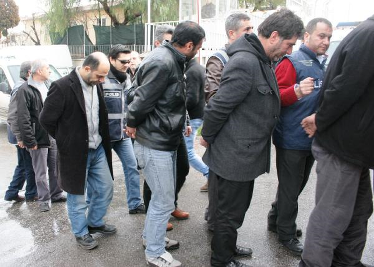 13 Nakliye Dolandırıcısı Adliyeye Sevk Edildi