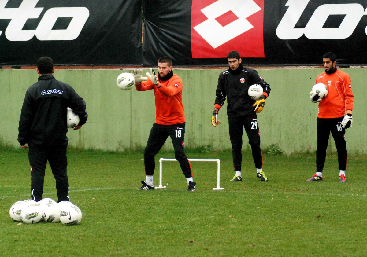 Adanaspor Rize\'de Çıkış Arıyor