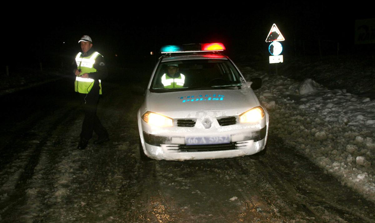 Alaca-Yozgat Karayolu Trafiğe Kapandı