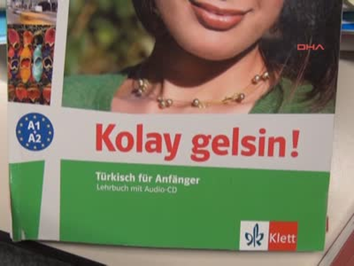 Almanlar Türkçe Öğreniyor Alman Doktor, Hemşire, Avukat, Hakim ve Öğretmenler Avukat Zeynep...