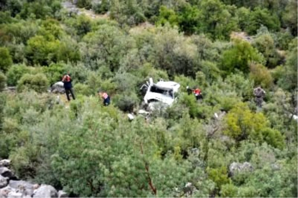 Antalya\'daki Trafik Kazası