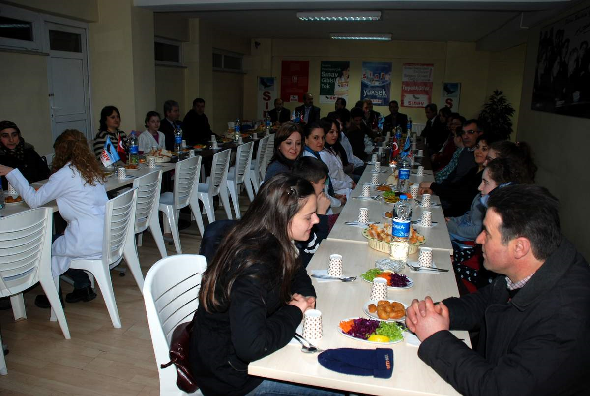 Başarılı Öğrenciler Ödüllendirildi