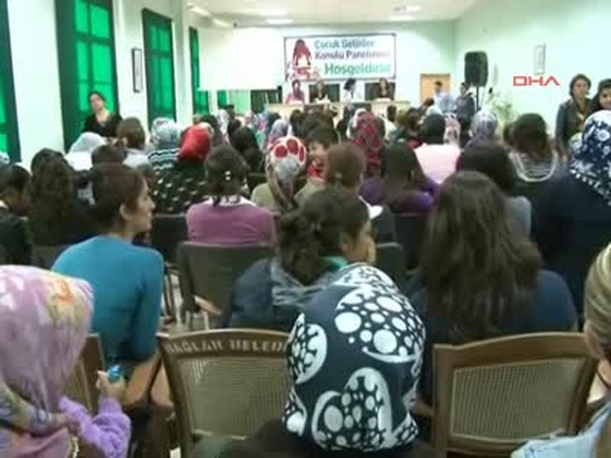 Diyarbakır Bağlar\'da Bir Yılda 80 Kadın Şiddet Görüp, Kadınevine Başvurdu