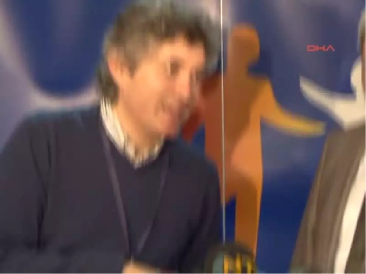 Eski Cerrah Başkan Akaydın\'dan Profesör Özkan\'a Övgü