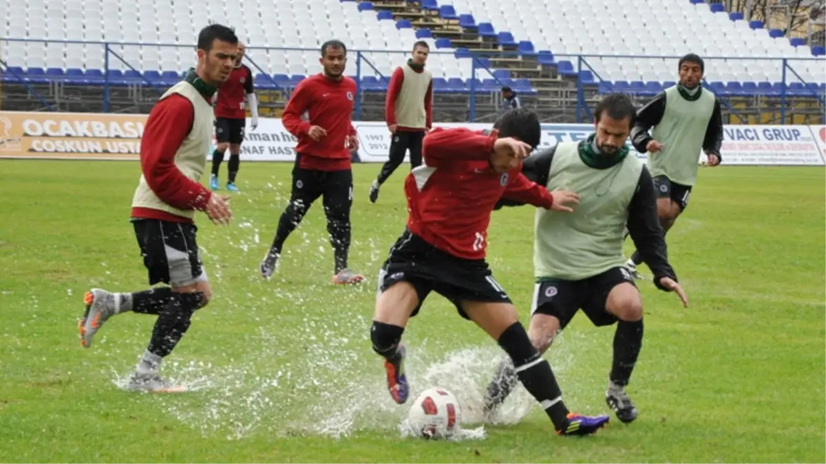 Fethiyespor\'a Taraftar Desteği