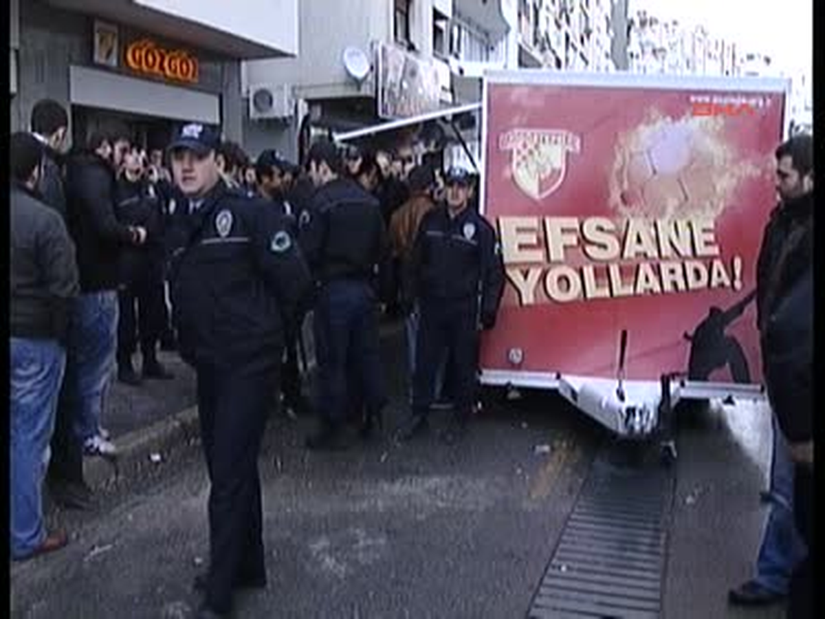 Göztepe\'de 2 Bin 500 Bilet Bir Saatte Tükendi