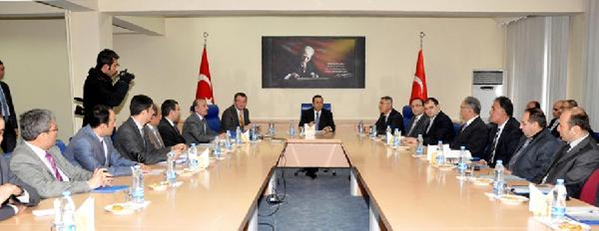 Hakkari Valisi Türker: Kuzey Irak'tan Umutlu Döndük