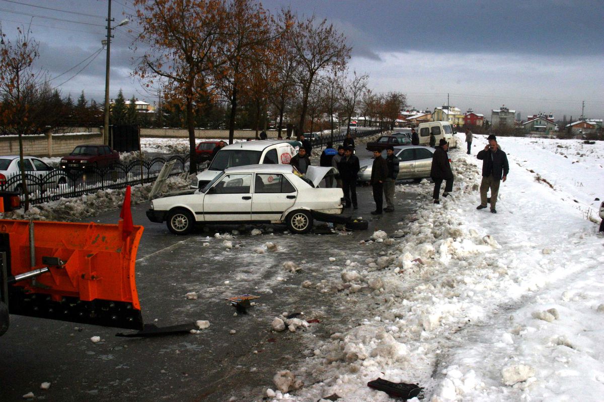 Konya\'da Zincirleme Trafik Kazası