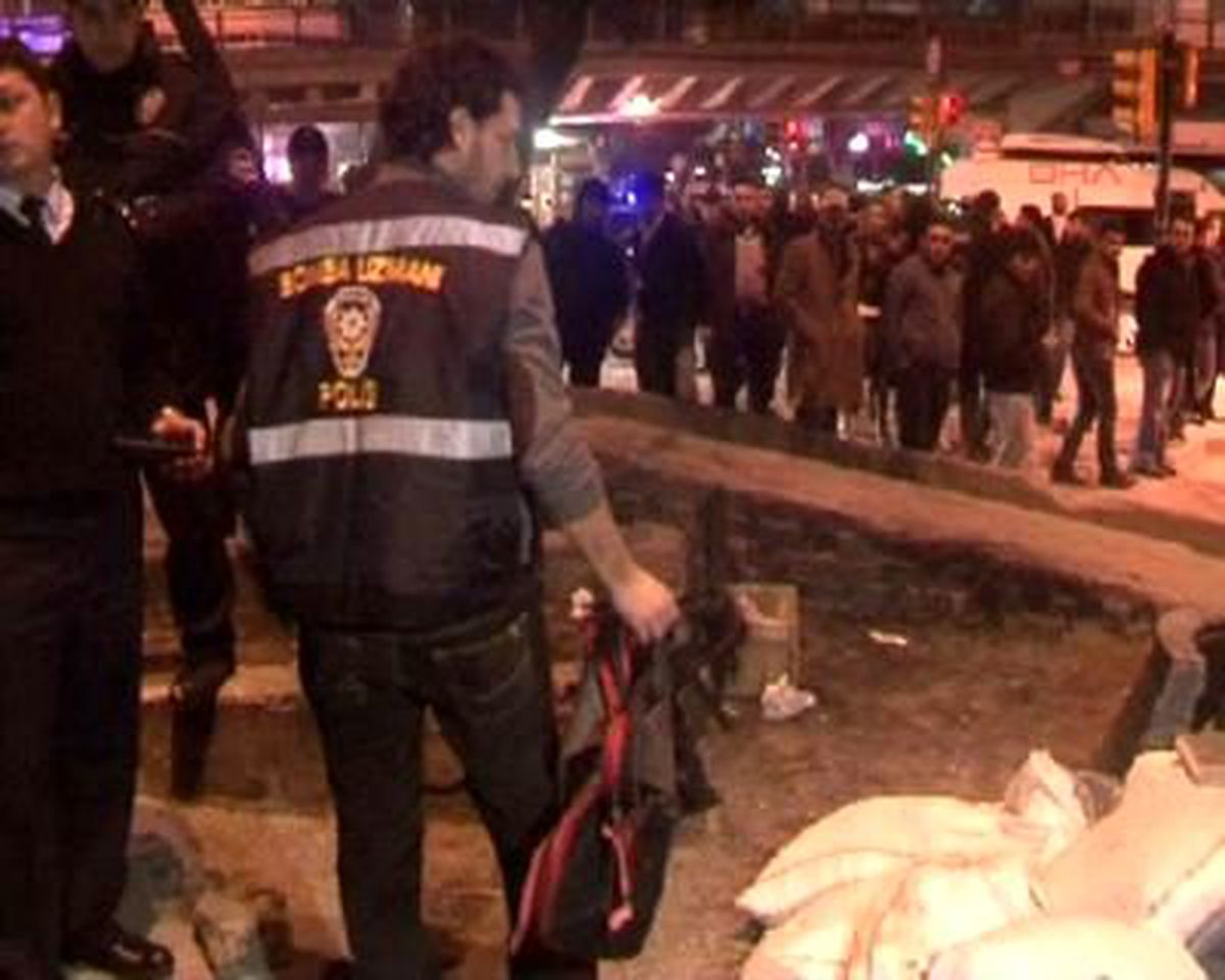 Metroda Şüpheli Paket Alarmı