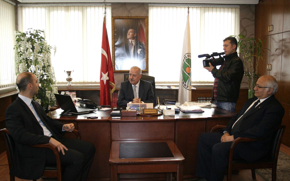 MHP\'den Başkan Akdemir\'e Ziyaret