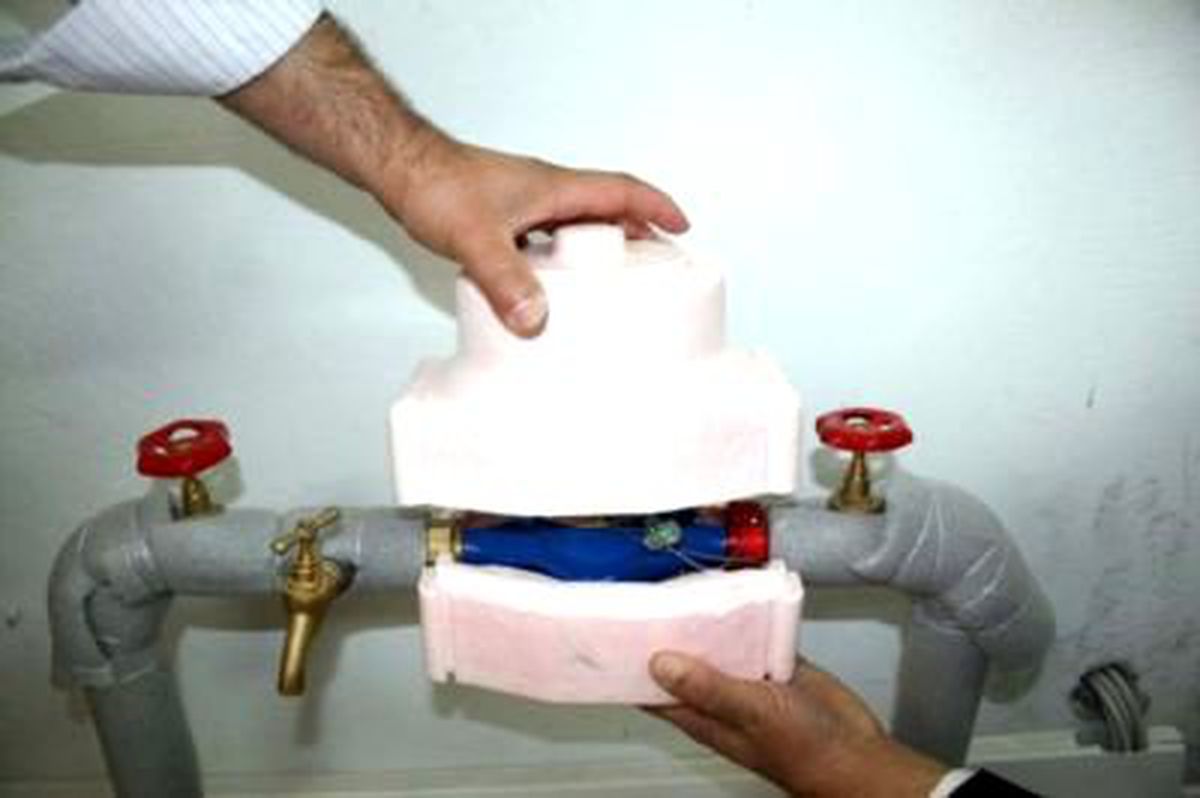 Şanlıurfa\'da Aşırı Soğuklar, Su Sayaçlarını ve Güneş Enerjilerini Patlatıyor
