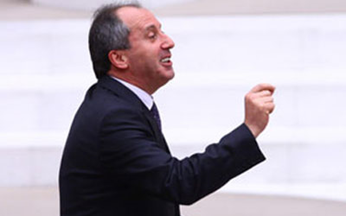 CHP'liler Anayasa Komisyonu'nu Bastı