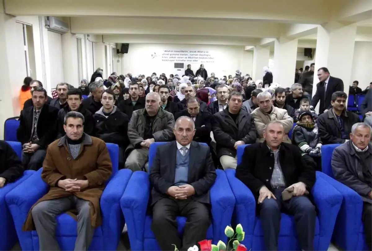 Umreciler Dualarla Uğurlandı