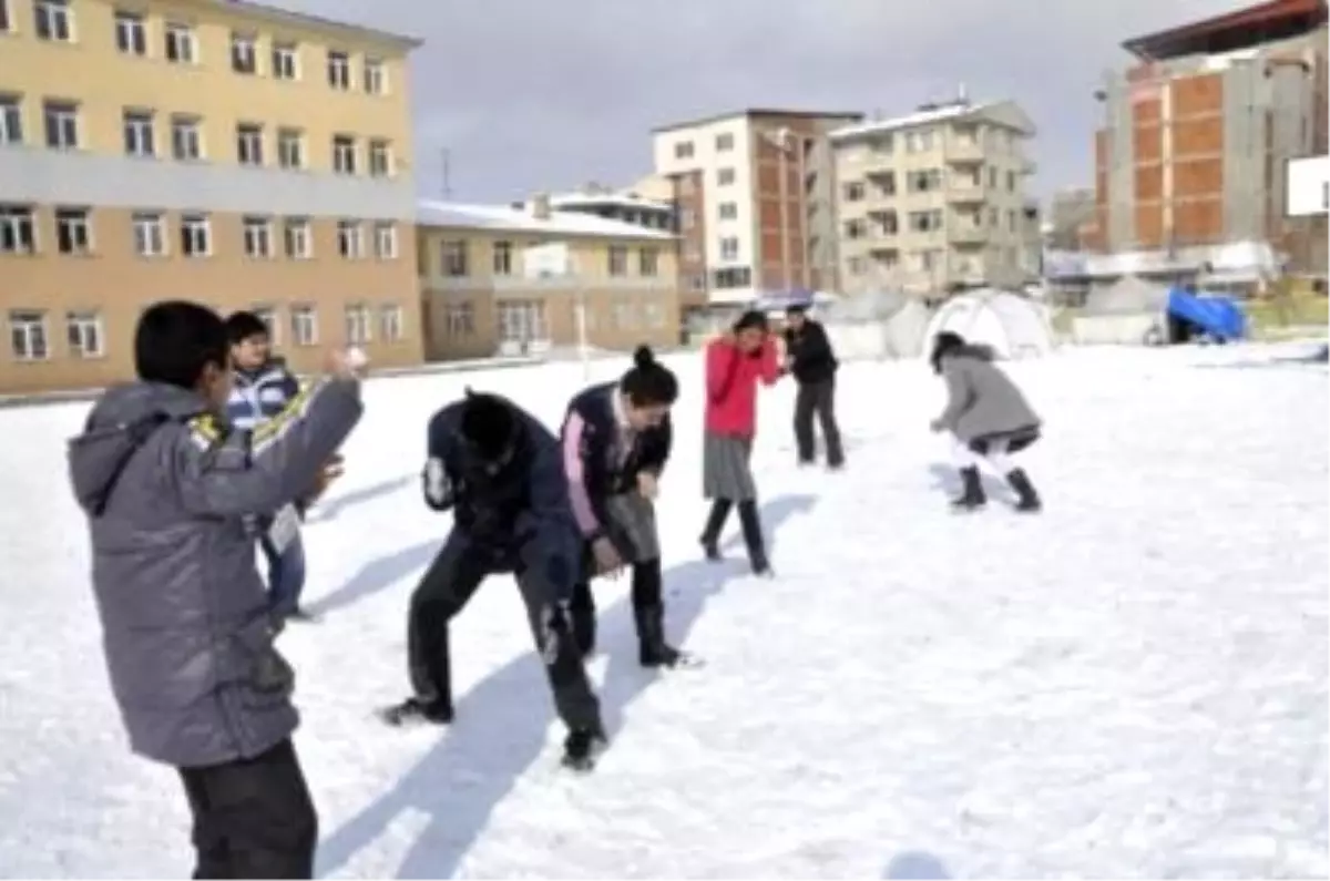 Zonguldak\'ta Okullara Kar Tatili