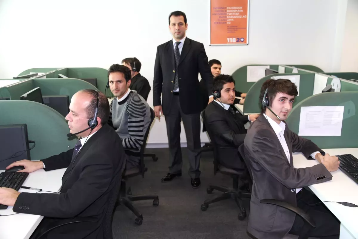 11820 Teknolojik Destek Çağrı Hattı Hizmete Girdi